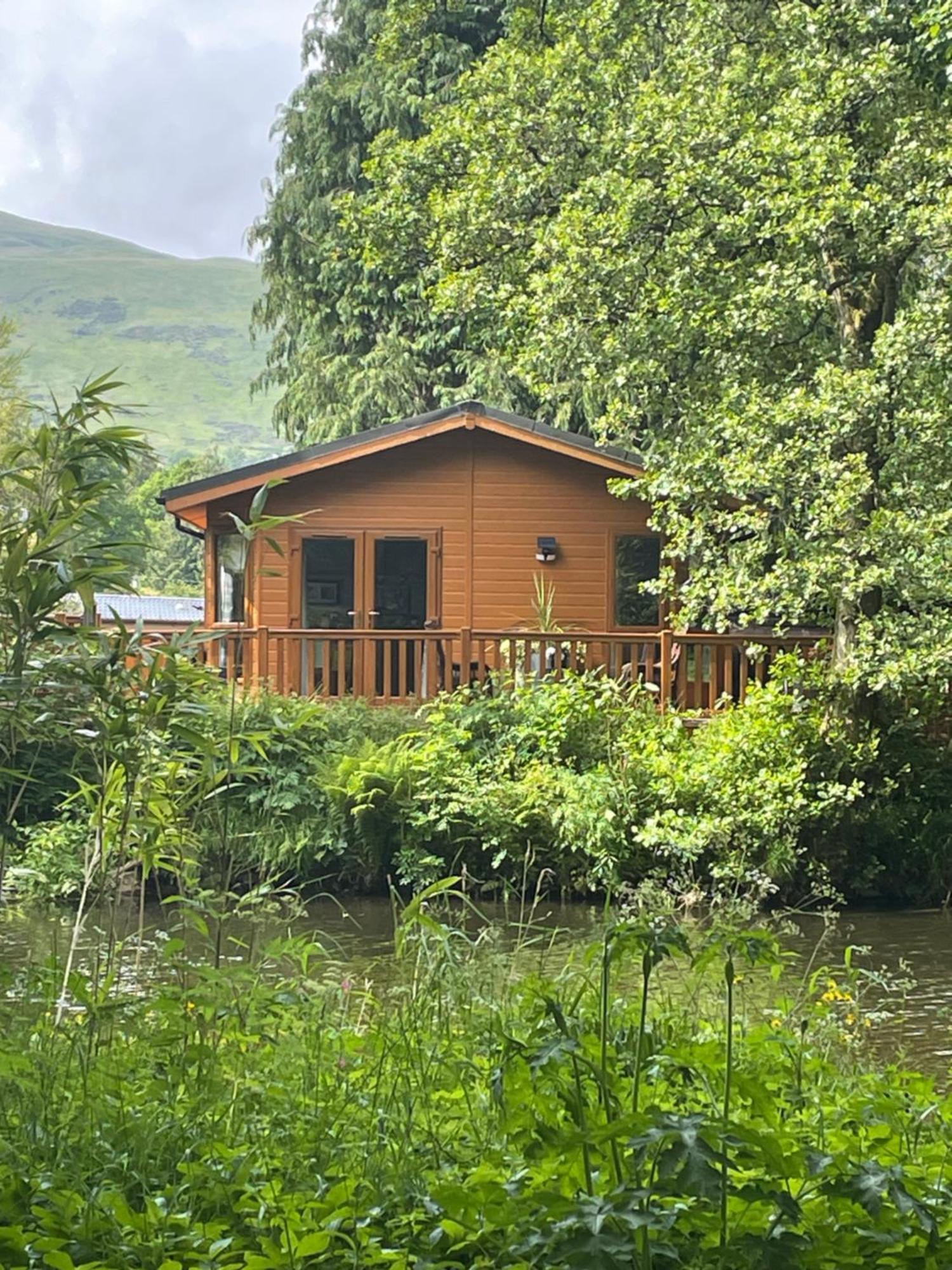 Riverbank Lodge Dollar Exterior foto